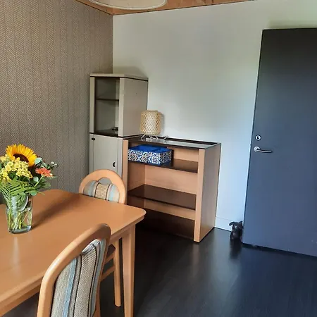 T Verkeren - Houseboat *