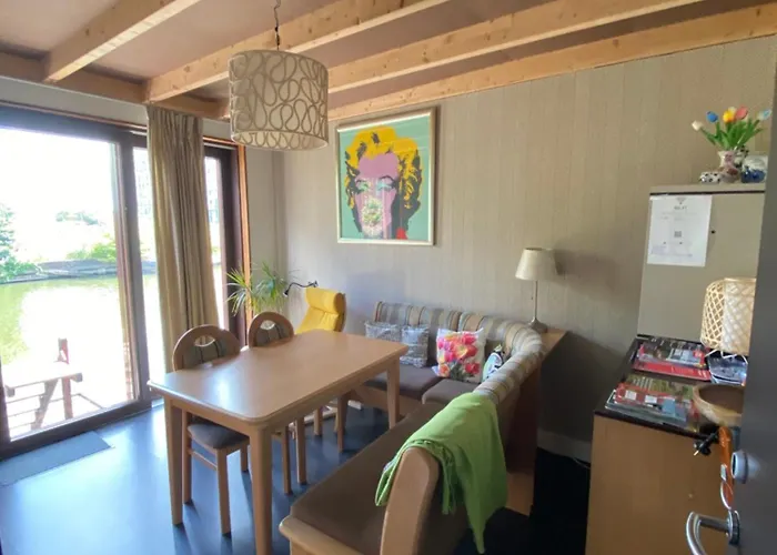 T Verkeren - Houseboat 4* Ámsterdam