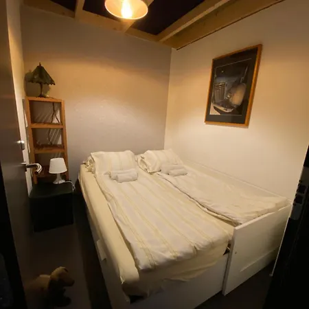 T Verkeren - Houseboat 4*